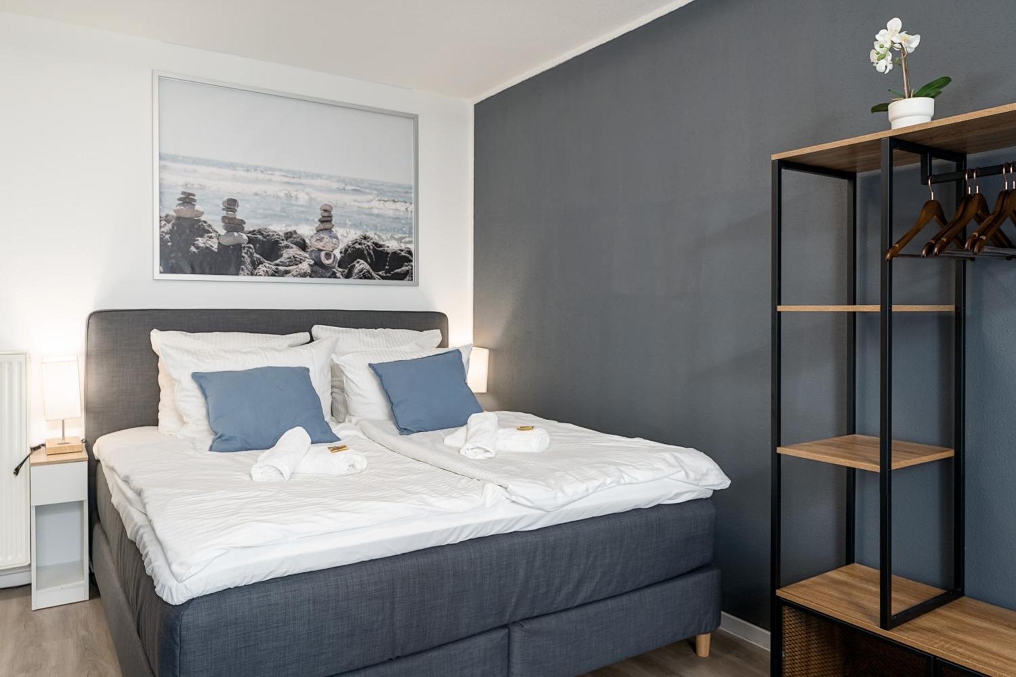 Federnest - Luxus-Studio - Kingsize Boxspringbett - Home-Office Mit Monitor Und Drucker - 11 Min Hbf Duisburg Kültér fotó